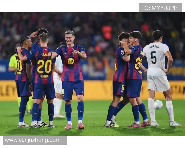 巴萨与赫罗纳友谊赛精彩回顾球迷期待新赛季的较量